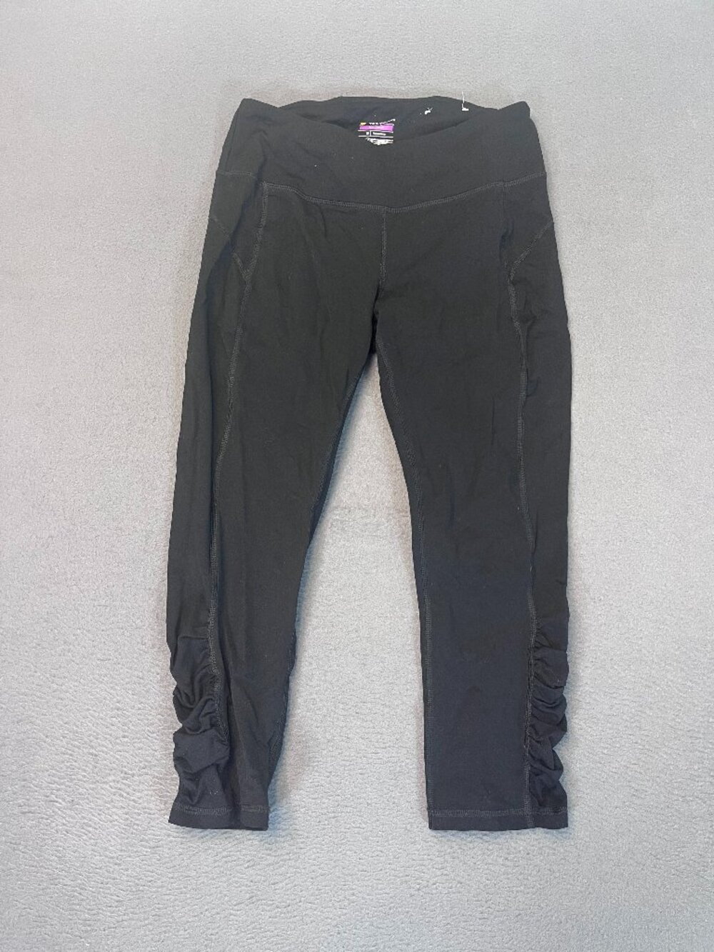 TEK GEAR Shapewear Black Capri Leggings Womens Medium Ruched Crop Ruffle Scrunch
